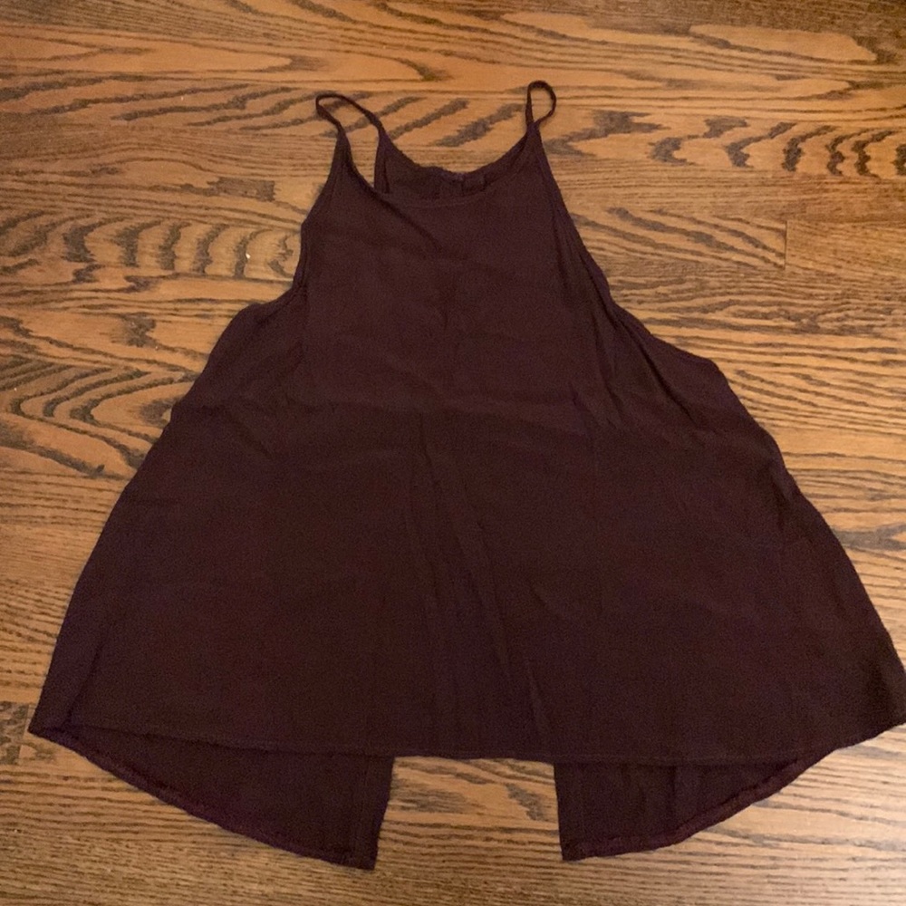 American Eagle Flowy Maroon Crepe Tank Top
